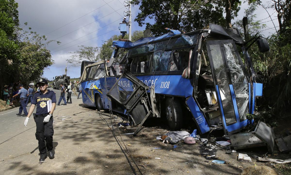 Philippines: Bus crash in Manila kills 15, injures 50